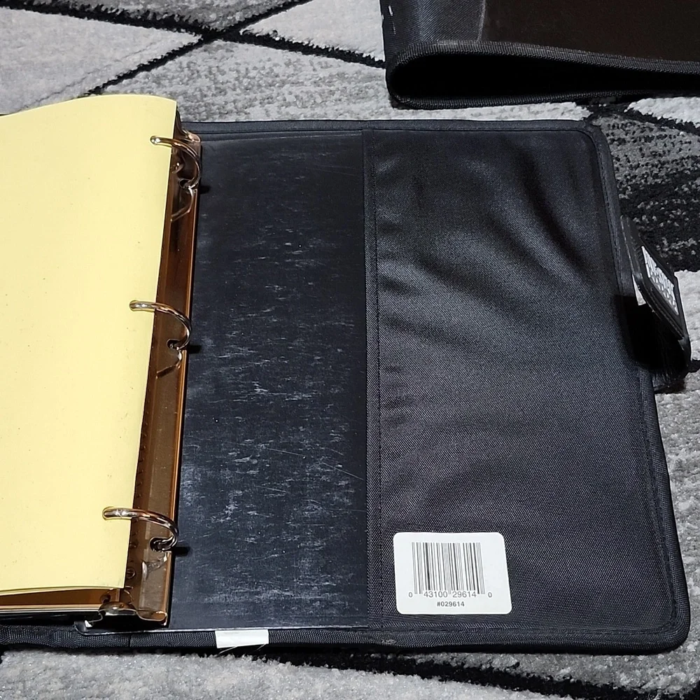 VINTAGE MEAD FIVE STAR BLACK TRAPPER KEEPER & ACCESSORIES & PEN GEAR BINDER PRF